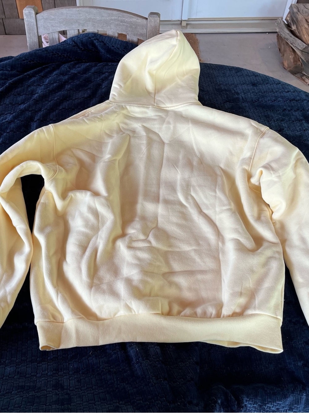 Women’s Comfrt Hoodie in pale yellow